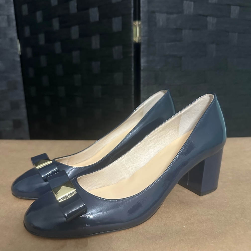 Kate Spade Navy Block Heel Shoes with Gold Accent